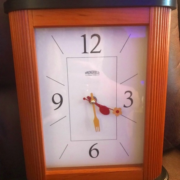 Vintage Wooden SPRINGFIELD Mantel Clock 90941 Fork Spoon Flower Hands - Picture 1 of 8